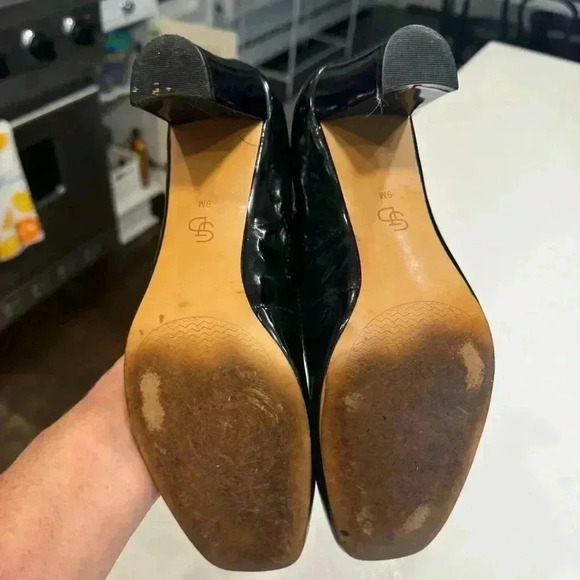 CIRCA JOAN & DAVID Size 9M Luxe -Voyeur Black Slip On Patent Leather Heels - Picture 8 of 10